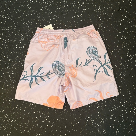 Adult Unisex Nike Swim Trunks - Picture 4 of 6
